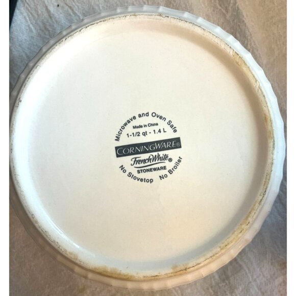 CorningWare French White 1.5 Qt Stoneware Casserole Dish Lid + refrigerator lid - Picture 6 of 6